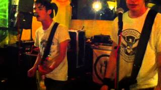 Drones - Graves/Raise The Stakes (Live at Iguana, 21.6.14)