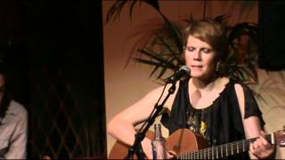 Juliet Turner - Belfast Central -Live Sol y Sombra 2012