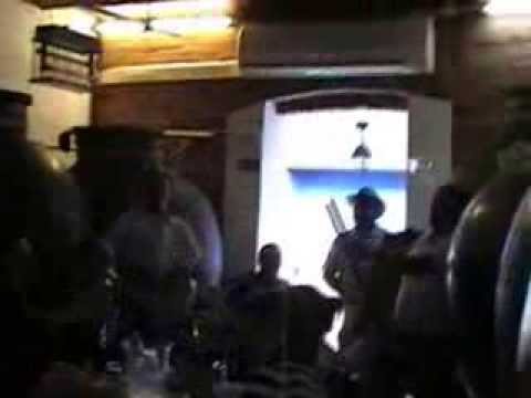 Os bota vinho no restaurante a adega dos ramalhos alandroal