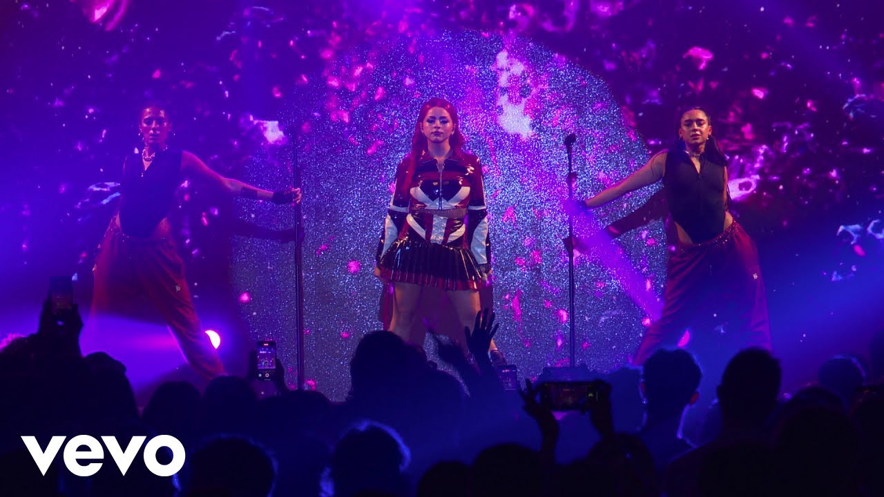 Bum bum, terremoto - Versión Sasha (De "Playback: Juntas somos uma" | Disney+ | Pocket show)