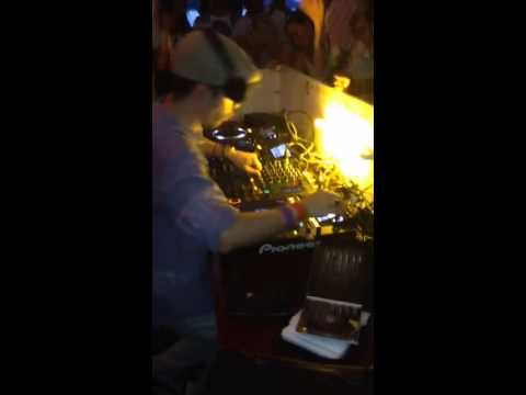 Julian Gomes @ Suncèbeat 5 (S. Africa Boat Party, 26/7/2014)