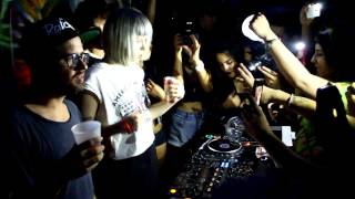 Alice Glass Dj IHEARTCOMIX & Ham on Everything presents THE BLACK OUT