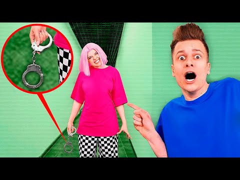 My girlfriend has a split personality? *10 Secrets of Alina*