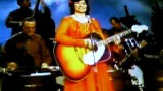 Loretta Lynn Sings "You Ain't Woman Enough"