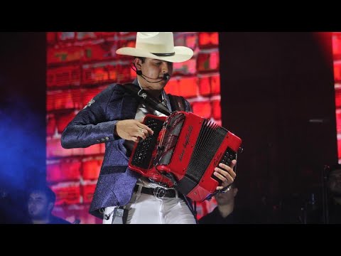 Oscar Maydon, Panter Bélico - 3 Doritos Despues ( En Vivo) - (Concert Hall)