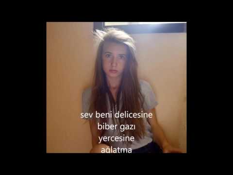 download lagu mp3 mp4 Sev Beni Delicesine şarkısı, download lagu Sev Beni Delicesine şarkısı gratis, unduh video klip Download Sev Beni Delicesine şarkısı Mp3 dan Mp4 Full Gratis