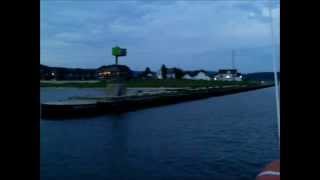 preview picture of video 'Frankfort Michigan Sunset Cruise'