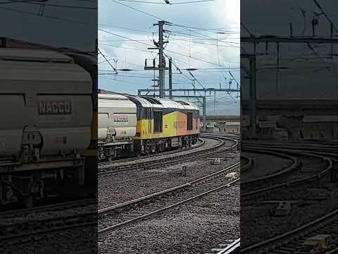 GBRF class 60 (colas livery) passes through Newcastle central station (ECML) 13th April 2023