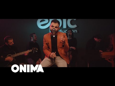 Lilo - Dashurova sytë e bukur