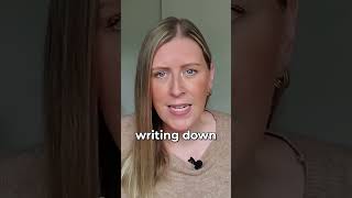 Download lagu Bookkeeper on a Mission | Talking Head Reel mp3