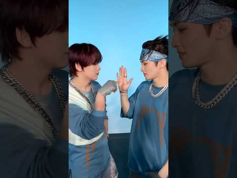 ☎️&hellip;.+82 #MARK #마크 #HAECHAN #해찬 #82Pressin