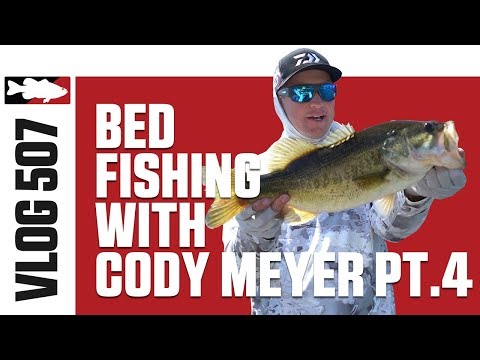 Bed Fishing at Lake of the Pines with Cody Meyer - Tackle Warehouse VLOG #507