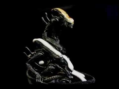 Prometheus Alien Maquette Statue Custom & Re-Painted Version