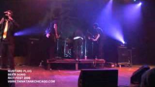 Mustard Plug: Beer Song (Live @ Riot Fest)