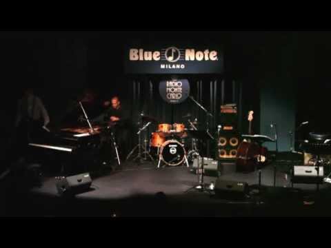 Raphael Gualazzi Live @ Blue Note Milano