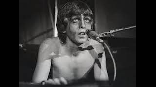 PETER GABRIEL . DOWN THE DOLCE VITA . 1977 .  I LOVE MUSIC