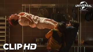 Clip en español - El Captor ataca a Gwen en un sueño