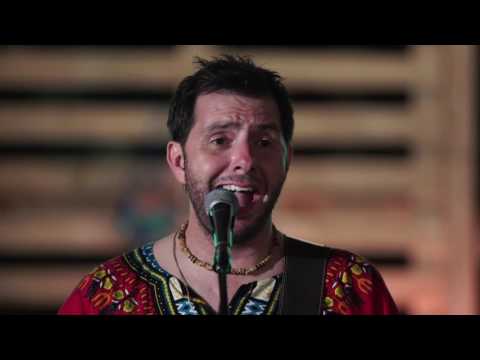 Raízes Rasta 15 anos  -  Sai da Bad