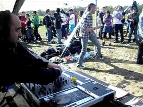 Etnarama @ California Sun Productions Presents " Psychedelik Visions " 9th April 2011 10AM