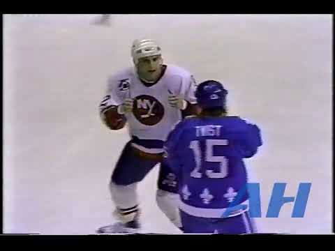 NHL Mar. 24, 1992 Tony Twist,QUE v Mick Vukota,NYI Quebec Nordiques New York Islanders