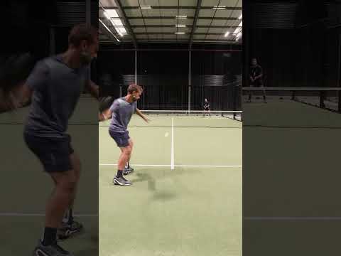 🎾💨 Try this UNRETURNABLE serve!  #ThePadelSchool #PadelTips #PadelTraining