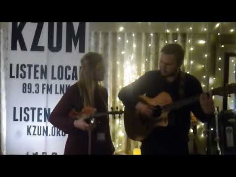 The Wildwoods in private showcase @ 2018 Folk Alliance Conference in Kansas City, MO