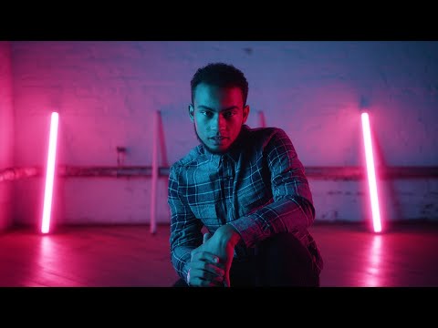 L30 Robinson  - Text (Official Music Video) [4K]