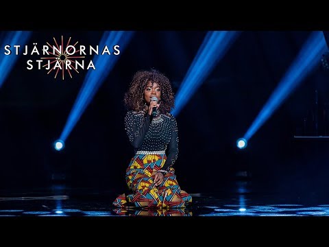 Inte ett öga torrt när Renaida sjunger till minnet av sin biologiska far - Stjärnornas Stjärna TV4