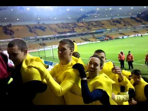 wigan latics v wolves banana conga boxing day