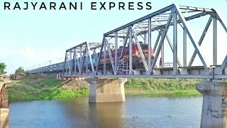 preview picture of video '12568 / RajyaRani Superfast Express Crossing Through Kosi River Bridge | Thrashing & Speedy Action'
