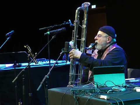 Paolo Ravaglia plays: Luigi Ceccarelli T-REX (2024) for contrabass clarinet and electronics.