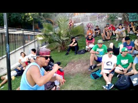 Racek Vs ???? Batallando en la caverna