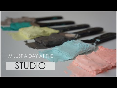 CHRISTINA JULSGAARD // Just a day at the studio!