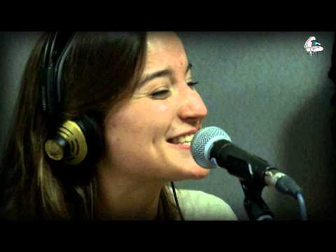 Clara Peya - M'és igual si avui plou