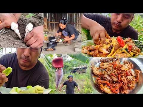 cook and eat wild mushroom and smoked meat || crab fry || eating sour mango and peach || kents vlog.