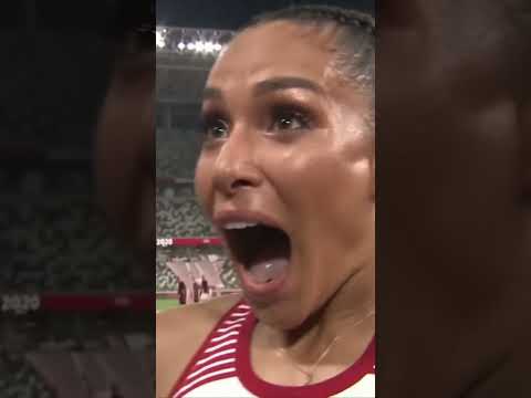 Live TV Fail: She ate a BUG! ????????#olympics #goddess #beautiful #sports #shorts#beauty #dance