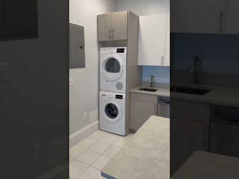 FOR RENT - 1 Bed/1 Bath, Renovated on Newbury Street, Boston Ma.