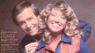 Bill Anderson And Mary Lou Turner - I Can't Sleep With You