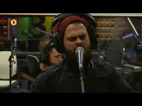 Zorita – The Girl With the Wooden Crown live at Omroep Brabant