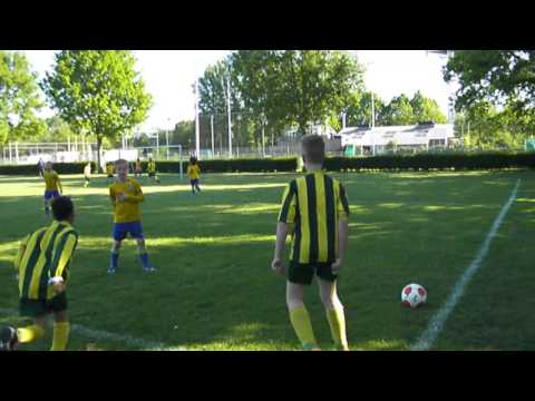 Brederodes valt ook wel aan, maar VSC schiet tweemaal op de paal