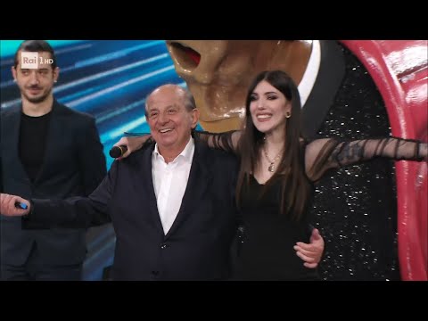 Giù la maschera per Lumaca - Il Cantante Mascherato - 01 04 2022