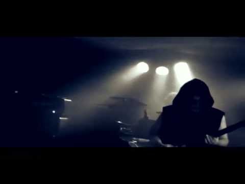 ÊXUL - BELOW A CRIMSON MOONLIGHT