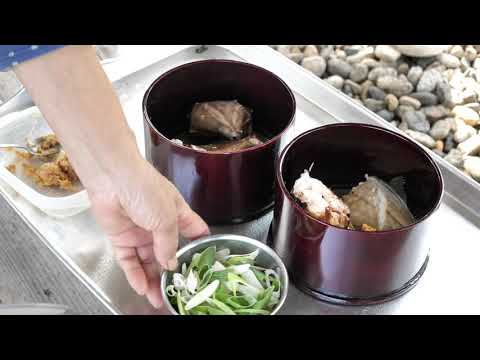 島の名物わっぱ煮で朝食（粟島）A Wappa-ni Breakfast (stone-boiled fish), Awashima Island, Japan