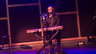 Unrighteous  - Ruth B live