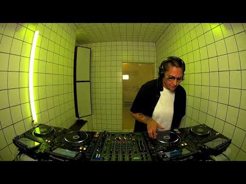 Apranik Records - Nesa Azadikhah | HÖR - Jun 2 / 2023