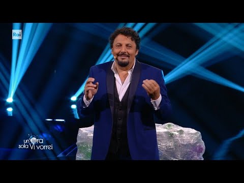 Enrico Brignano e le sue buone abitudini al mare