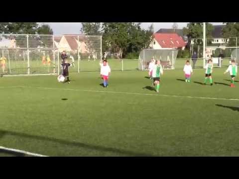 vv Woubrugge F4 - Uit