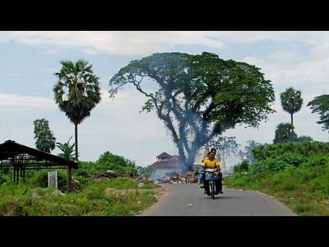 Caminhando em Myeik (Myanmar)