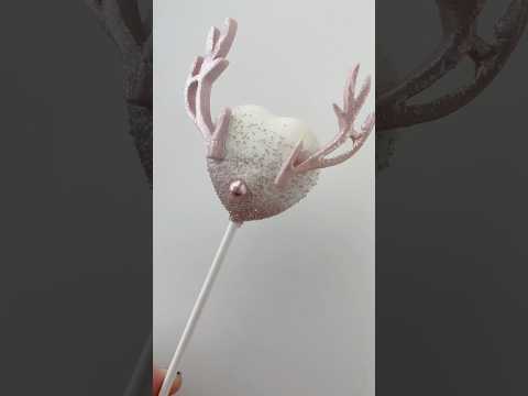 Simple Reindeer Cake Pop for the Holidays