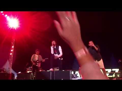 BaseJam ~ Bukan Pujangga + Bermimpi (Prambanan Jazz 2017)